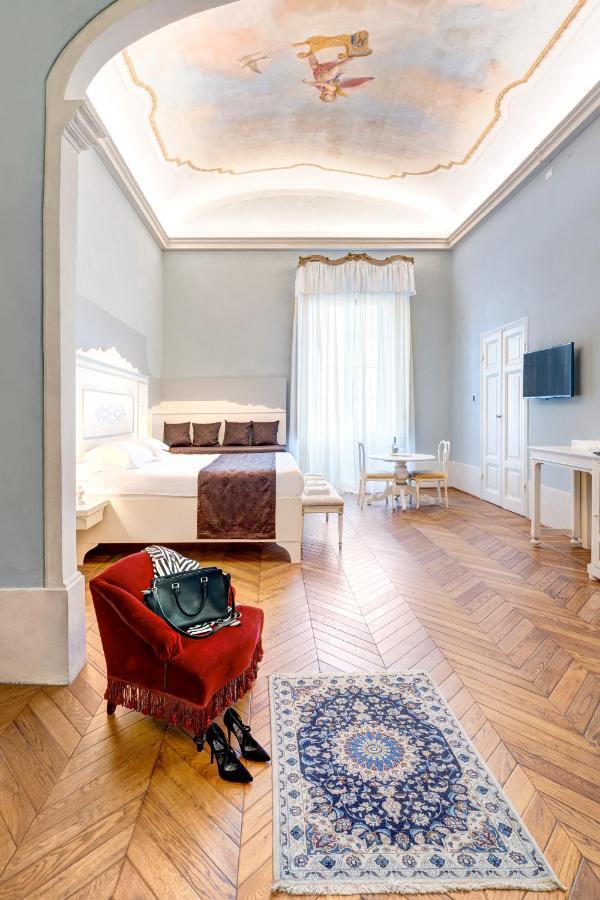 Bed and Breakfast Palazzo D'Oltrarno - Residenza D'Epoca Florencia Exterior foto