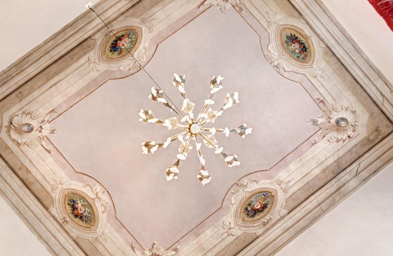 Bed and Breakfast Palazzo D'Oltrarno - Residenza D'Epoca Florencia Exterior foto